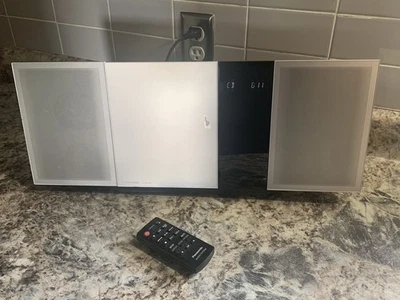 Panasonic SC-HC39 Bluetooth Wireless Home Audio Micro System / CD Player/ Remote - Image 1 of 4