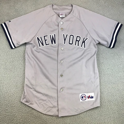 New York Yankees Jeter #2 Jersey Men's Medium Gray Button Up Short Sleeve MLB Cover