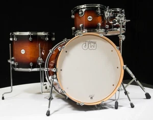 DW Design Series 4pc Drum Set - Tobacco Burst 10/12/16/22 - Picture 1 of 11