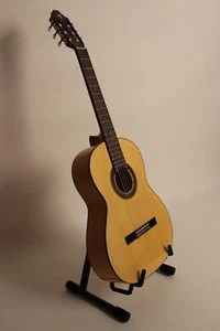 FLAMENCO GUITAR SAEZ 15 Spruce Top Solid & Cypress Laminated *EXHIBITOR* - Picture 1 of 6
