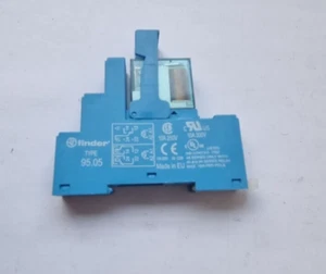 FINDER 95.05 BASE W/ 40-52 RELAY (IN20S1B3) - Picture 1 of 4