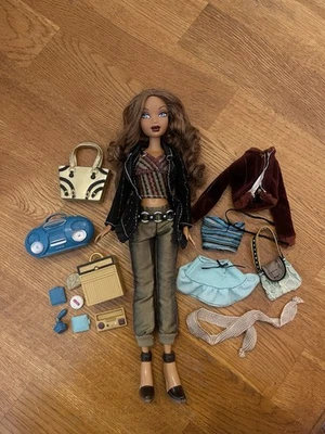 My Scene Madison - Día y Noche - 2 Trajes - Mattel 2004 - Excelente Estado Foto 1 de 4