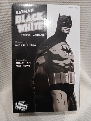 Batman Black and White Porcelain Statue by Mike Mignola Ltd Edition DC Direct - Image 1 of 4