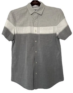 Penguin Munsingwear Shirt Mens Size Small Gray Striped Short Sleeve Button Up - Picture 1 of 10