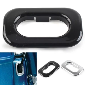 Motorcycle Antenna Hole Accent Cover For Harley Street Glide Road King Glide - Foto 1 di 19