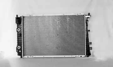 Radiator for 95-97 Ford Crown Victoria/Mercury Grand Marquis/Lincoln Town Car V8 - Image 1 of 1