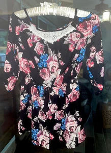 Girls Pink & Violet Black Floral Romper Size 10/12 - Picture 1 of 5