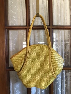 Bolso de mano vintage de paja amarillo Brio! Forma muy fresca vibrante estilo palmera playa Foto 1 de 4