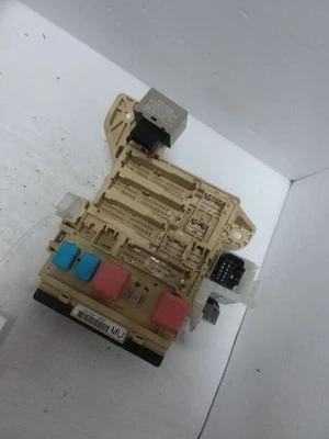 Caja de conexiones de fusibles Lexus ES350 2008  Foto 1 de 4