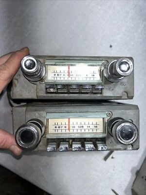 2x 1964 Ford Thunderbird  AM Radio 4TMS Old Original USA Vintage 1965 1966 USA - Image 1 of 4