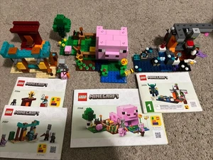 Cuatro juegos LEGO Minecraft casi completos (Baby Pig House, Illager, Nether, Warden) - Imagen 1 de 11