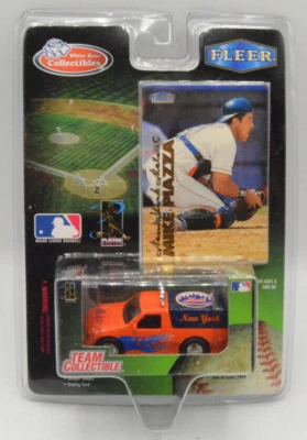 Tarjeta Fleer Mike Piazza Team Ford Truck '99 White Rose coleccionables del equipo de los Mets de Nueva York Foto 1 de 4
