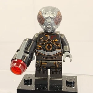 Lego Star Wars 4-Lom Minifigure SW0830 75167 Bounty Hunter New Adult Collector - Picture 1 of 4