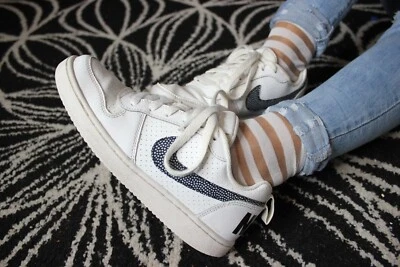 NIKE Sneaker Gr. 36,5 Weiß/Blau Girl Mädchen Sneaker gebraucht getragen  - Bild 1 von 4