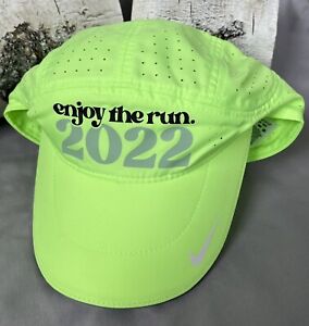 NEW Nike Featherlight Running Dri-Fit ADV Tailwind Hat Cap Chicago Marathon 2022