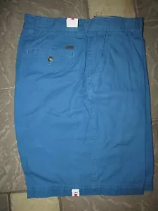 NEW IZOD SALTWATER KHAKI SHORTS MENS 42 DEEP WATER BLUE FLAT FRONT FREE SHIP - Picture 1 of 6