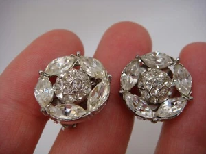 VINTAGE SIGNED BOGOFF RHINESTONE ROUND CLIP ON EARRINGS ESTATE - Bild 1 von 13