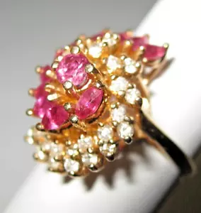 14K Yellow Gold Ring With (22) Diamonds and (12) Rubies - Picture 1 of 12