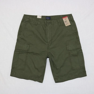 Levi's Men Zipper fly Carrier Cargo shorts size 36 , 38 new with tags - Image 1 of 4