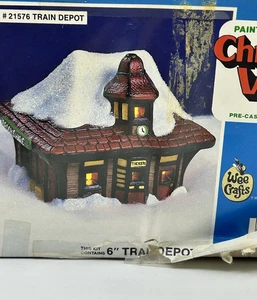 Christmas Village Building Train Depot Wee Crafts Painted 6 Inch in Box - Picture 1 of 17