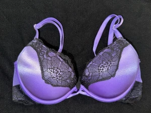 VICTORIA SECRET 32C BOMBSHELL PLUNGE bra ADD 2 CUP SIZES PURPLE SMOOTH NWOT - Picture 1 of 3