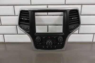 14-15 Jeep Grand Cherokee SRT-8 Dual Zone Climate Control OEM Tested - Image 1 of 4