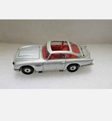 ORIGINAL Corgi James Bond 007 Cars: Aston Martin DB5 1978-81 Made In GT Britain - Image 1 of 4