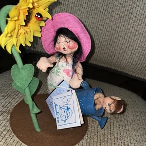 Muñecas Annalee 7” “Sunny Gardiner” Dama con etiquetas girasol y regadera ratón 98 - Imagen 1 de 13