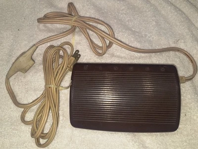 Singer Sewing Machine Foot Pedal Part # 102949-001 PRE-OWNED WORKS! - Image 1 of 2