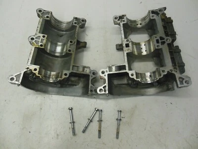 Carcasas cárter CC86 Yamaha Wave Raider 700 1995 62T-15100-00-94 A Foto 1 de 4