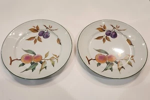 2 Evesham Gold Dinner Plates by Royal Worcester, England - Picture 1 of 4