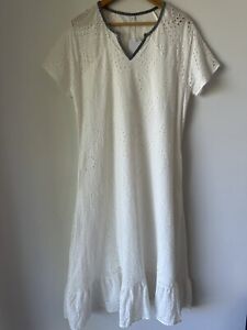 Made With Love Womens White Broderie Lace Maxi Dress Silver Glitter Sz L NWT