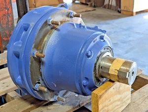 NEW SUMITOMO GEAR REDUCER / CHFS-6175DCY-102   8.44 HP  1750 RPM  102:1 RATIO - Picture 1 of 5