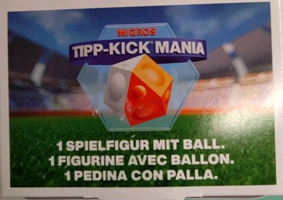 Migros TIPP-KICK Mania - Spieler mit Ball Fußball - NEU - Zufall - Bild 1 von 1