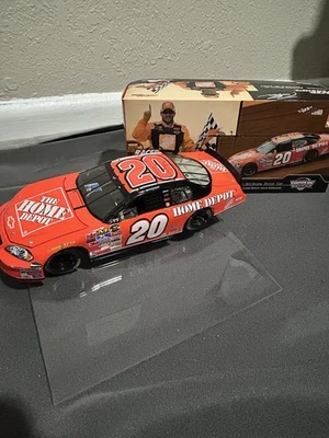Tony Stewart 2007 Home Depot 'Bud Shootout Raced Win' 1/24 Foto 1 de 4
