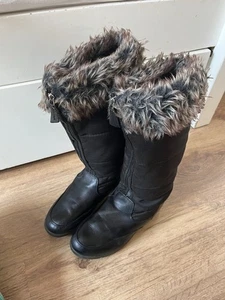 Black Lands End winter boots with fur trim and front zip, UK size 6.5 - Picture 1 of 4