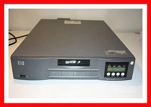 EXTERNAL HP STORAGEWORKS LTO3 LTO-3 ULTRIUM 960 CHARGER 8 TAPE 3.2TB SCSI LVD - Foto 1 di 2