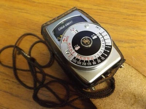 Vintage Gold Crest Camera Light Meter with Leather Snap Close Case - Picture 1 of 6