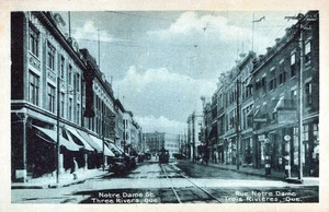 TROIS RIVIERES QC - Notre Dame Street Rue Notre Dame Postcard - Picture 1 of 2