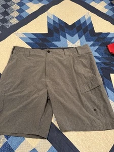 Denali Cargo Shorts Size 40 Gray with Belt Loops  - Picture 1 of 7