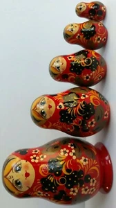 Genuine Handmade Handpainted Matpewka Russian 5 Nesting Dolls Cnenaho B Poccnn - Bild 1 von 3