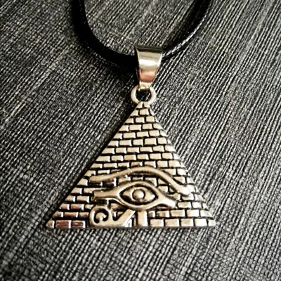 Collana uomo donna ciondolo Piramide Occhio di Horus gioielli Egitto bigiotteria - Immagine 1 di 4