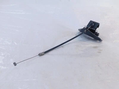 BMW F650CS 2001-2005 Scarver Asiento trasero Sillín Bloqueo Pestillo Liberación Manija y Cable Foto 1 de 4