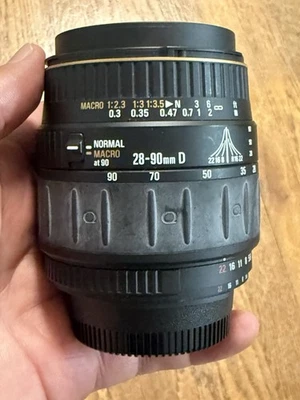 Quantaray 28-90mm F/3.5-5.6 Macro D Lens for Nikon AF With Filter - Image 1 of 4