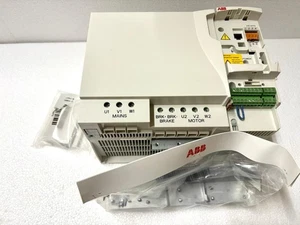 ABB ACS355-03U -31A0 - 4 15KW 20 HP 440VLT VFD *FREE SHIPPING* - Picture 1 of 12