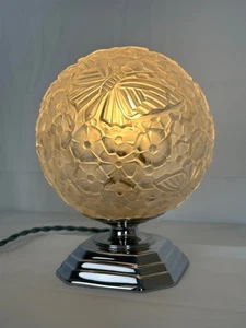 1930s French Art Deco Hettier & Vincent Lamp, Bakelite Switch, Butterfly Globe - Picture 1 of 19