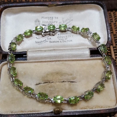 925 Sterling Silver Bracelet, Tennis Bracelet, Genuine Peridot Bracelet, 10.6ct - Image 1 of 4