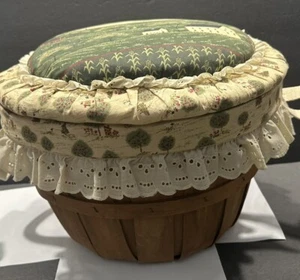 VTG Round 11” Sewing Craft Basket - Wood & Quilted Pillow Top Handles - Green - Picture 1 of 11