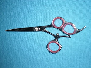 TIJERA DE BORDE DE AFEITAR, TIJERA DE PELUQUERO PROFESIONAL, CIZALLA HERA, NITIDEZ ALEMANA - Imagen 1 de 5