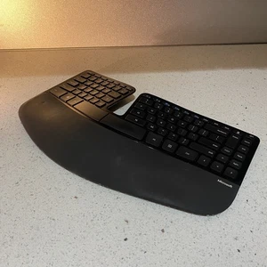 Microsoft Model 1559 Sculpt Ergonomic Desktop Keyboard Only No Dongle - Picture 1 of 10